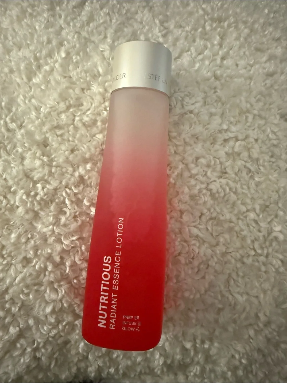 Estée Lauder Nutritious Radiant Essence Lotion - Pink to Red Ombre Box - Picture 2 of 2